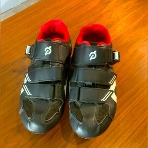 Peloton Cycling Shoes - so 6.5 womeńs